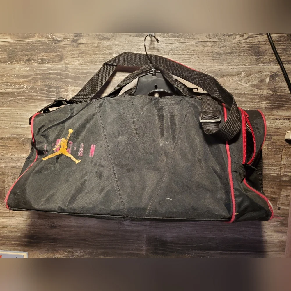 Vintage 1990's Nike Air Michael Jordan Duffel Gym Bag‎ Travel Basketball #23